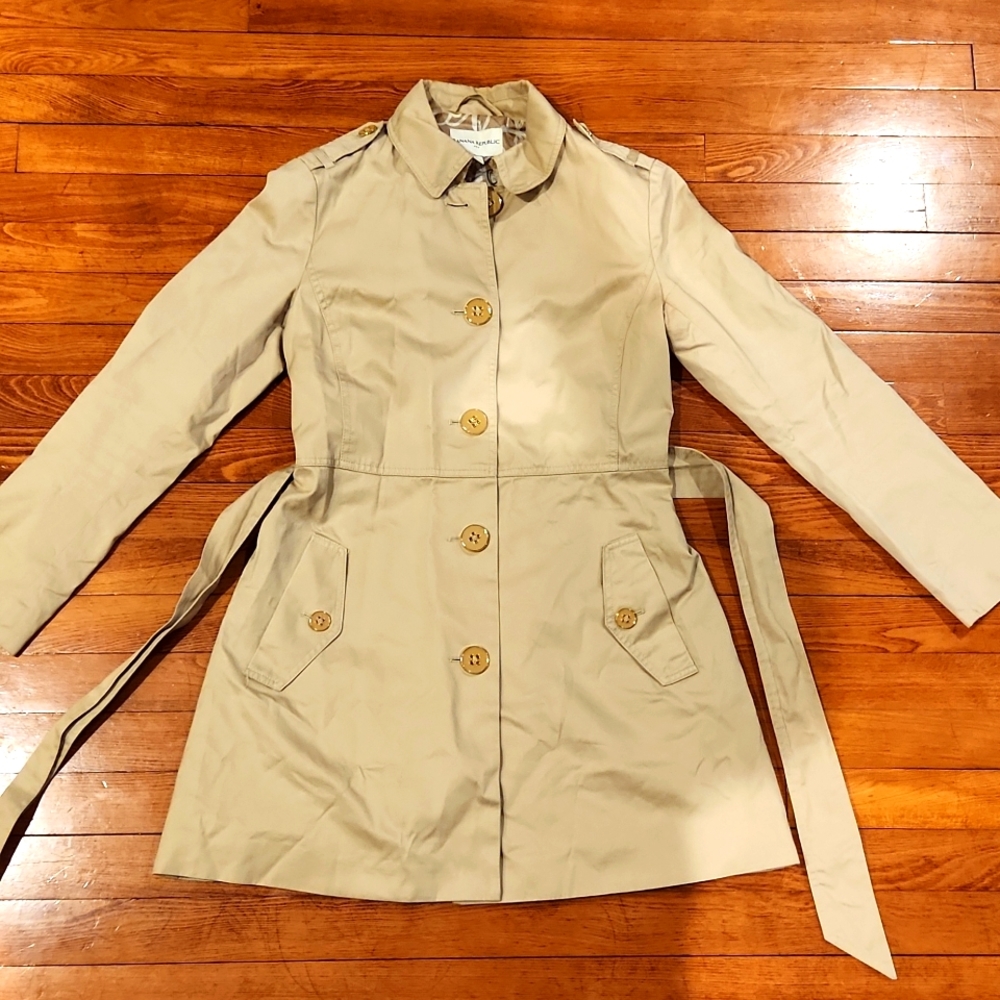 Banana Republic Trench Coat Size Small